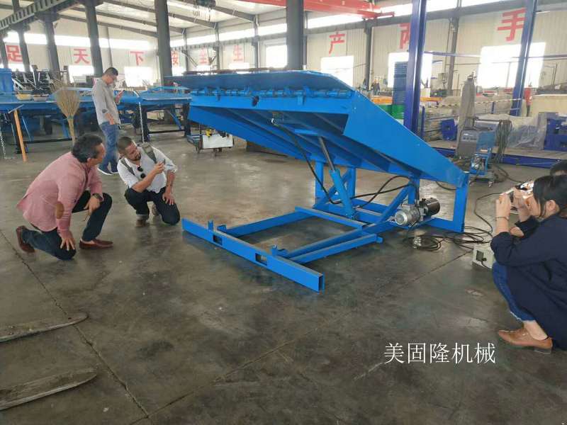 伊犁固定式登车桥哪家好